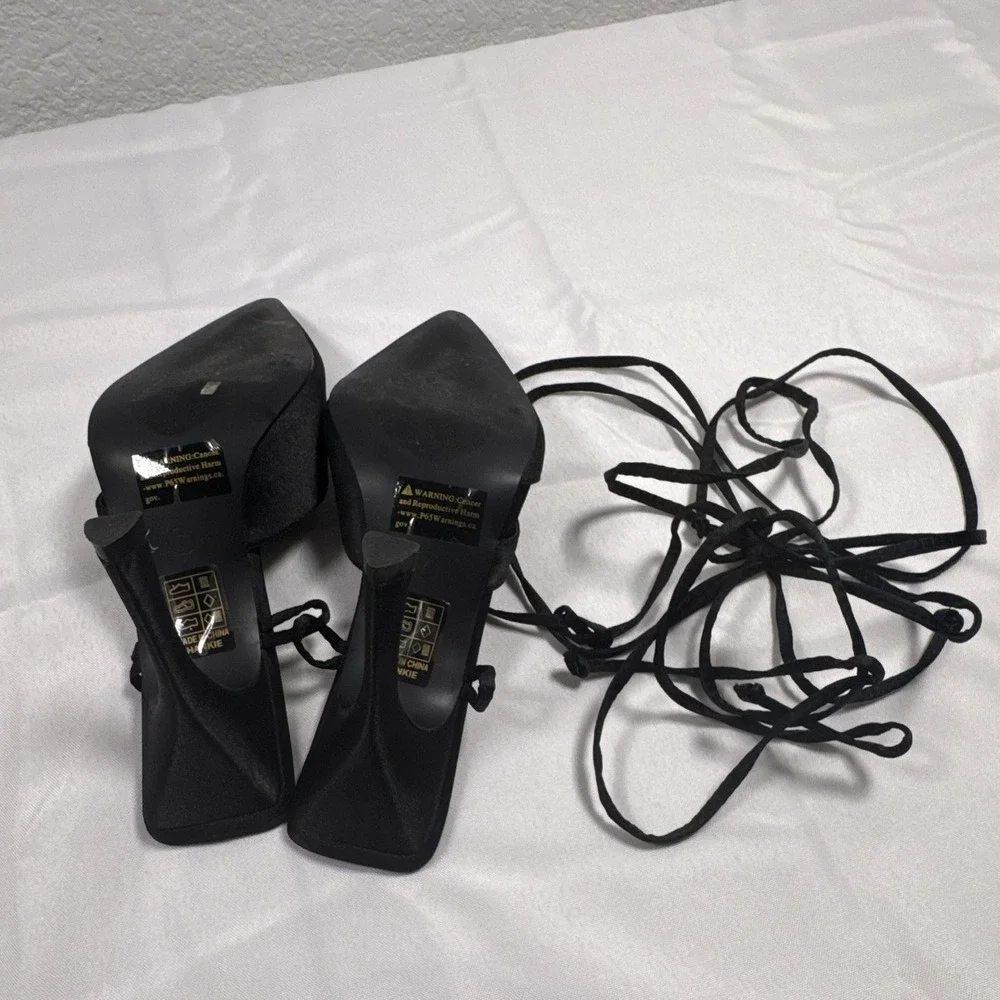 Fashion Nova Black Faux Suede Pointed Toe Strappy Ankle Wrap Heels Size 7